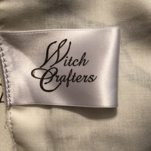 Witch Crafters Halloween Table Runner - Picture 4 of 4